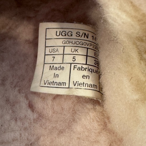 UGG Fluff Yeah Fuzz Sugar - 7 - Picture 5 of 5